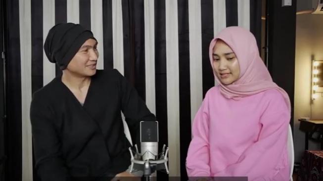 Fatin Shidqia dan Anji. (YouTube)