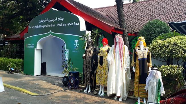 Di Saudi House, selama Asian Games 2018 bisa mencicipi kurma gratis [Suara.com/Dinda Rachmawati].