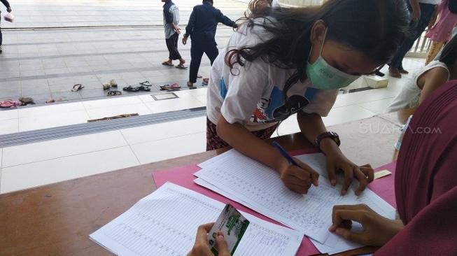 Pembagian Daging Kurban Masjid Raya Jakarta Tahun Ini Berbeda