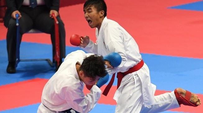 Karateka Putra Indonesia Raih Emas Kumite di Asian Games 2018