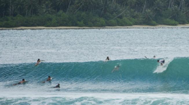 Aksi Surfing di Nias Pro 2018 Ditonton 40 Negara di Dunia