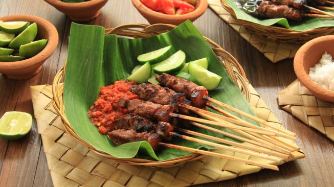 Lezat, 6 Sate Khas Indonesia Bikin Ngiler