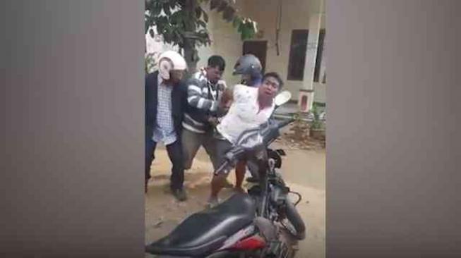 Video Detik-detik Polisi Tangkap Bandar Narkoba di Deli Serdang