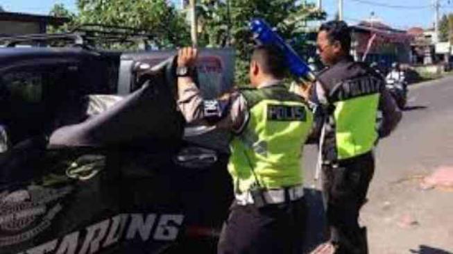 Tilang Pengguna Rotator dan Strobo, Polisi: Bukan untuk Gaya-gayaan