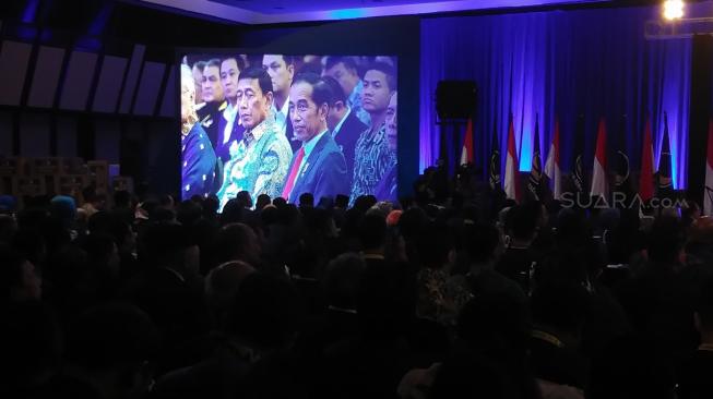 Jokowi Titip Program Pemerintah ke 575 Bacaleg Partai NasDem