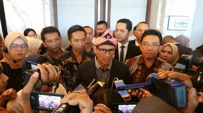 Bawaslu Ingatkan Prabowo - Sandiaga Tak Berpolitik di Kampus