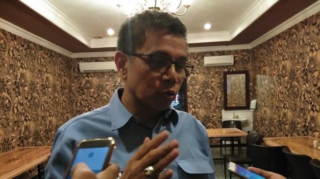 Disebut Membelot ke Jokowi, Demokrat Tunggu Keputusan Demiz