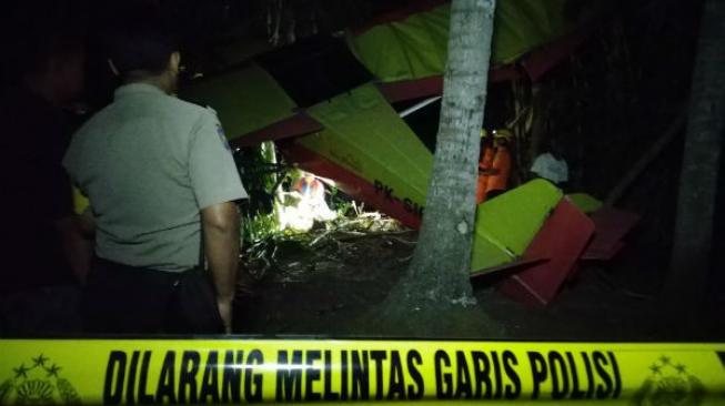 Pesawat Ultralight Jatuh di Gunungkidul, Tabrak Pohon Mahoni