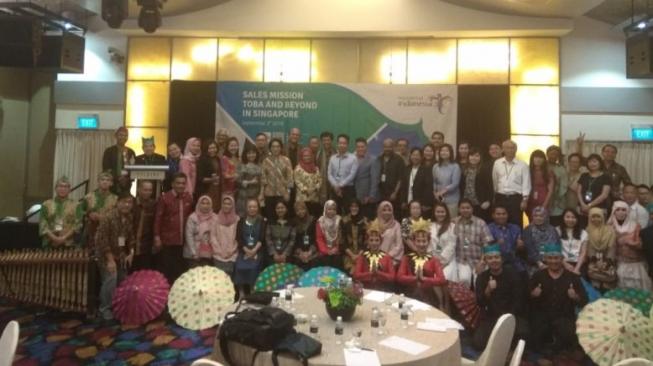 Garuda Indonesia Siap Jajaki Penerbangan Singapura - Danau Toba