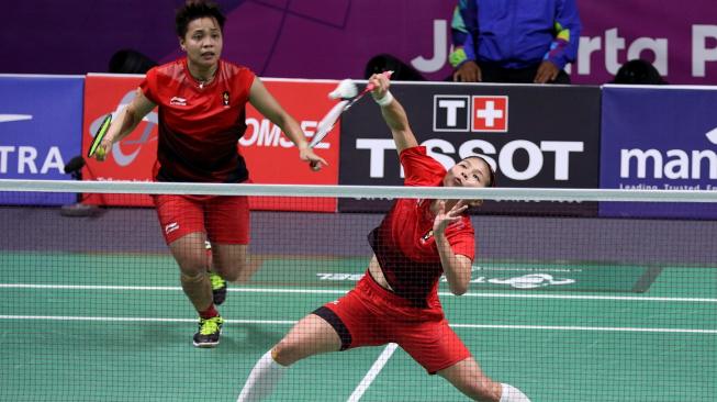 Pasangan ganda putri Indonesia, Greysia Polii/Apriyani Rahayu, saat tampil di Asian Games 2018. [Humas PBSI]