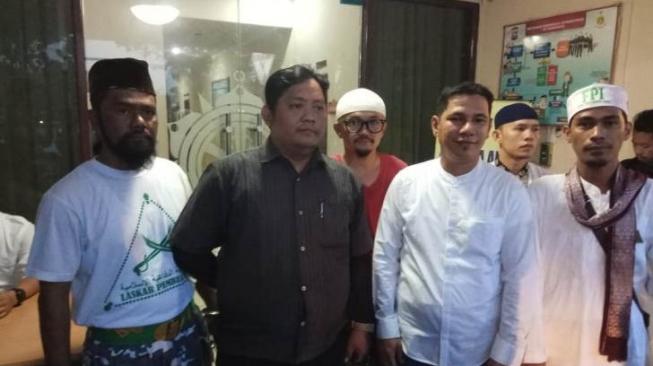 Sebut Ustaz Somad Jahat, Pengusaha Dipersekusi FPI