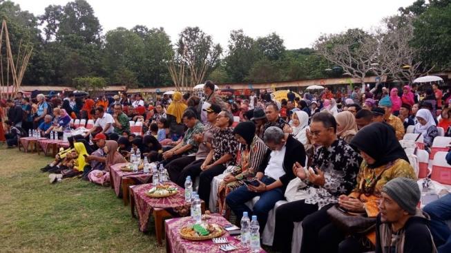 Festival Payung Indonesia 2018 di Candi Borobudur, Jawa Tengah. (Dok: Kemenpar)