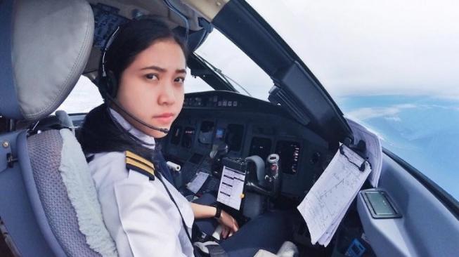 Hati-Hati Jatuh Cinta, Ini Pesona Pilot Cantik Tania Artawidjaya