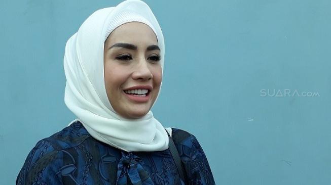 Diminta Jadi Istri Kedua Shinta Bachir Nggak Sakit Dikhianati