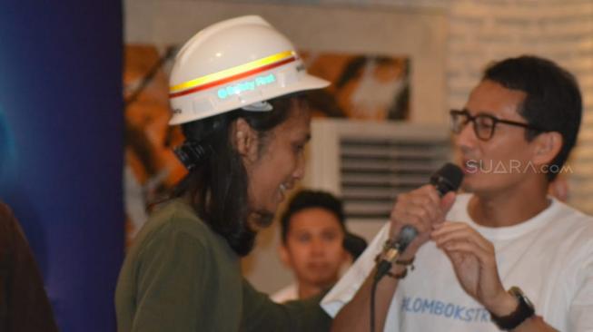 Dari Topi hingga Helm, Barang Bekas Sandiaga Laku Rp 250 Juta