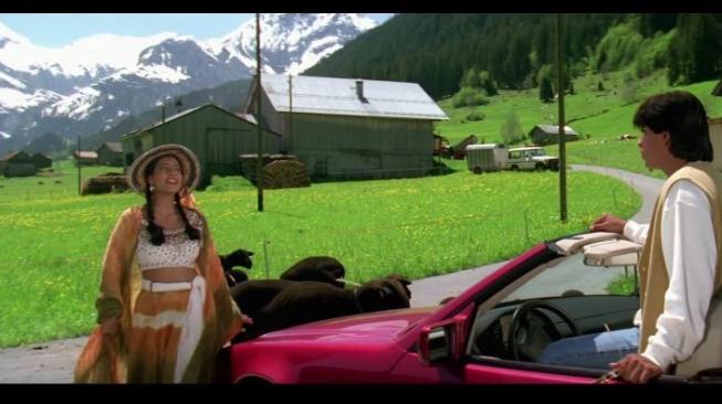 Film Dilwale Dulhania Le Jayenge yang mengambil lokasi syuting di Swiss. (Yash Raj Film)