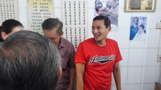 Mampir ke Tak Kie dan Ko Tang, Sandiaga Ikuti Jejak Jokowi