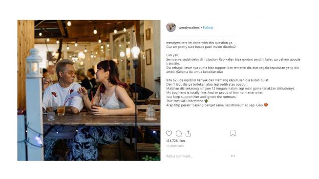 Kekasih Reza Oktovian, Wendy Walters, akhirnya angkat bicara soal hengkangnya sang pacar dari YouTube. [instagram/wendywalters]