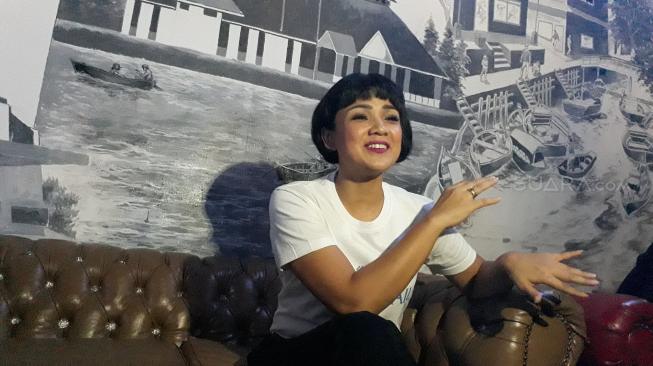 Boleh Ditiru, Trik Nirina Zubir Jaga Kesehatan di Musim Pancaroba