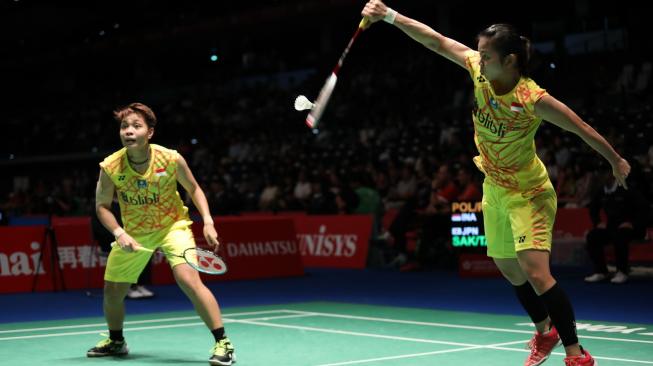 Pasangan ganda putri Indonesia, Greysia Polii/Apriyani Rahayu, lolos ke perempat final Jepang Open 2018 usai mengalahkan wakil tuan rumah, Ayako Sakuramoto/Yukiko Takahata, 14-21, 21-16 dan 21-10, Kamis (13/9). [Humas PBSI]