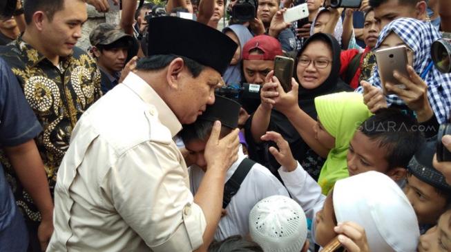 Di Rumah Gus Dur, Prabowo Tegaskan Tak Dukung Khilafah