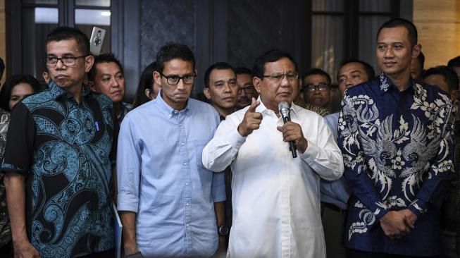 Hari Ini, Prabowo - Sandiaga Daftar Susunan 800 Timses ke KPU