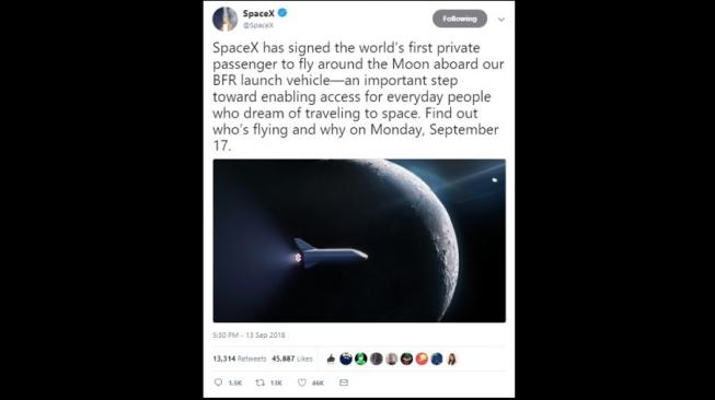 Roket BFR milik SpaceX siap menembangkan penumpang pertama ke Bulan. [Twitter]