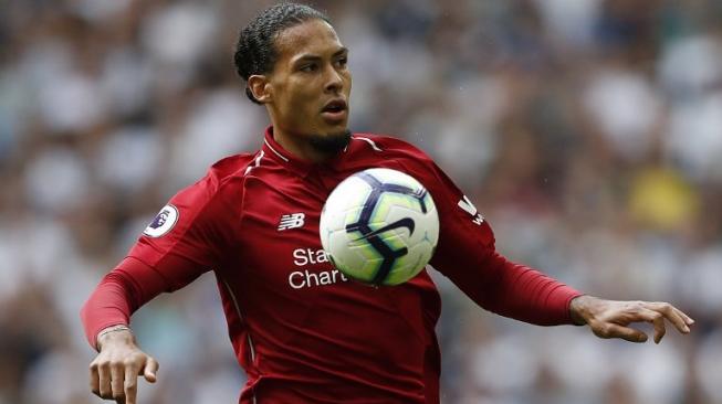 10 Pemain Liga Inggris Pernah Masuk Tiga Besar Ballon dOr, Termasuk Van Dijk