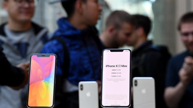 iPhone Sepenuhnya Beralih ke Layar OLED di 2020