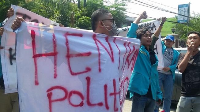 Sandiaga Uno Didemo Mahasiswa, Ditolak Masuk ke Kampus UMS