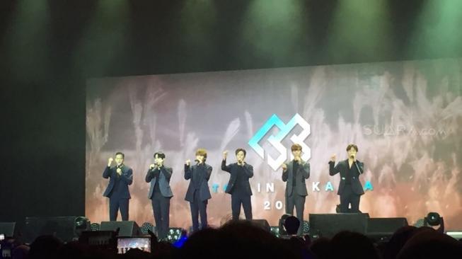 BTOB gelar konser di The Kasablanka Hall, Jakarta pada Jumat (21/9/2018). [Sumarni/Suara.com]