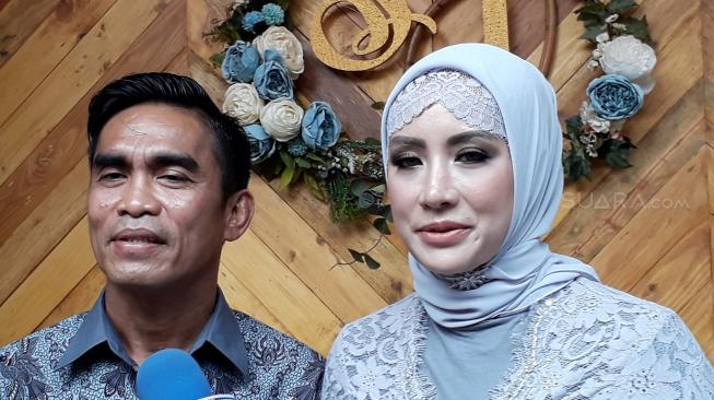 Shinta Bachir dan Idham Mase (Wahyu Tri Laksono/Suara.com)