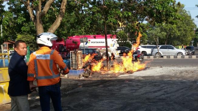 Pipa Gas PGN yang Terbakar di Palembang Dekat Rumah Sakit