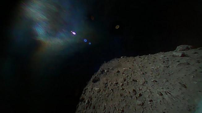 Jepang Bagikan Foto Sampel Asteroid Ryugu