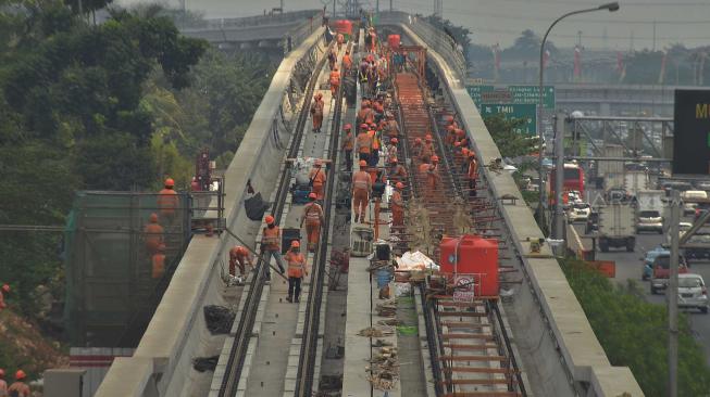 LRT Belum Mampu Kurangi Kerugian Kemacetan di Jakarta Capai Rp 100 Triliun