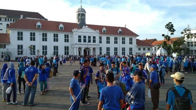 Yuk, Ikut Aksi Bersih-bersih Komunitas Clean the City !