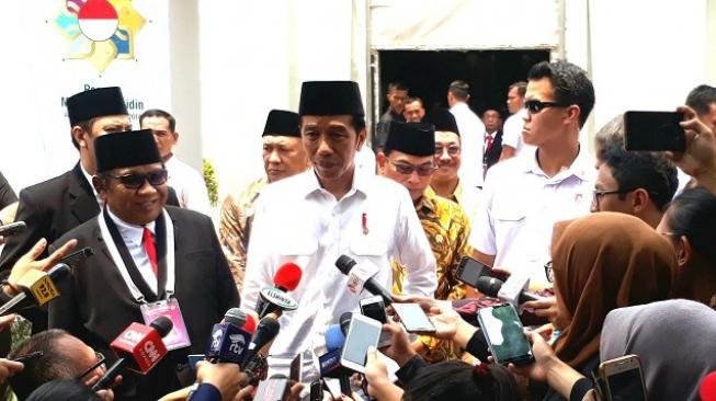 Media Massa Digempur Medsos, Jokowi: Pers Masih Sangat Dipercaya Masyarakat