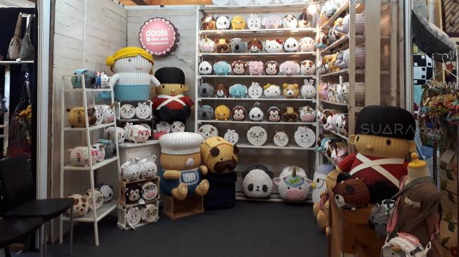 Pameran Crafina 2018 cocok untuk berburu kerajinan nusantara. (Suara.com/Firsta Nodia)