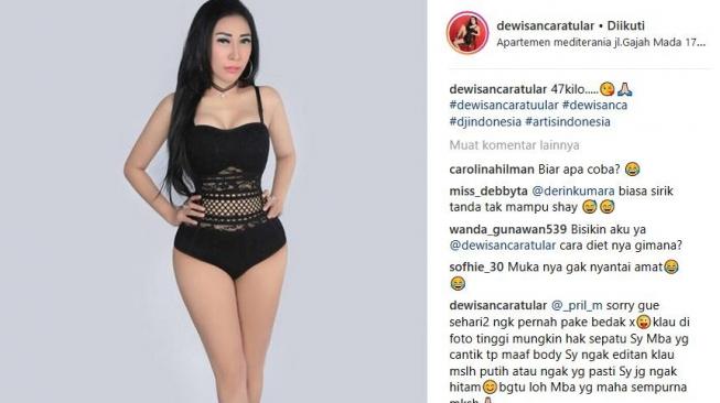 Dewi Sanca unggah foto seksi di Instagram. (Instagram)