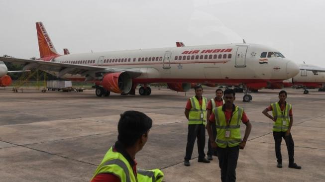 Diterbangkan 4 Pilot Wanita, Air India Sukses Tempuh AS-India Sekali Jalan