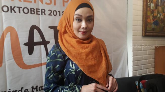 Terry Putri Kembali Unggah Foto Tanpa Jilbab?