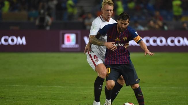 Kjaer Minta Sevilla Jangan Takut Hadapi Messi dan Barcelona