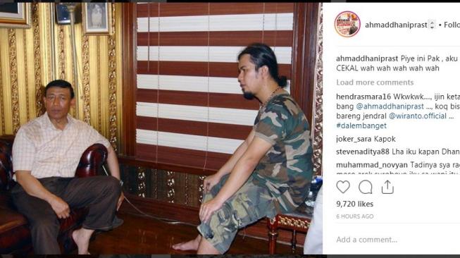 Ahmad Dhani mengunggah foto lawas bersama Menkopolhukam Wiranto. (Instagram)