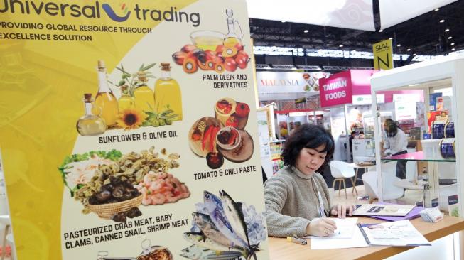 Keikutsertaan produk-produk Indonesia di ajang expo SIAL Paris 2018. [KBRI Paris]