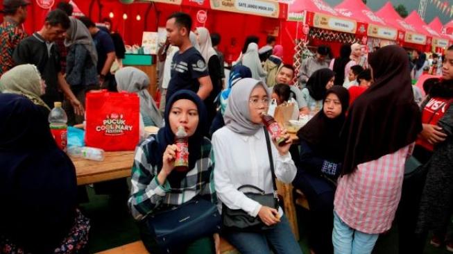 Cicipi Aneka Makanan di Festival Kuliner Terbesar di Jawa Barat