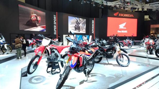 Booth Honda IMOS 2018 untuk nuansa petualangan [Suara.com/Manuel Jeghesta Nainggolan].