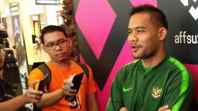 Penjaga gawang Timnas Indonesia, Andritany Ardhiyasa (kanan). [Suara.com / Arief APRIADI]