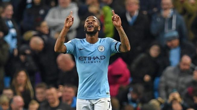 Winger Manchester City Raheem Sterling merayakan golnya ke gawang Southampton di Etihad Stadium. Paul ELLIS / AFP