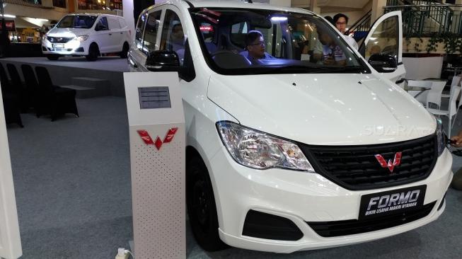 Wuling Formo, meski platform sama dengan Wuling Confero, peruntukan sangat berbeda [Suara.com/Manuel Jesghesta Nainggolan].