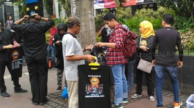 Tiket Konser Guns N' Roses yang Dijual Calo Lebih Murah